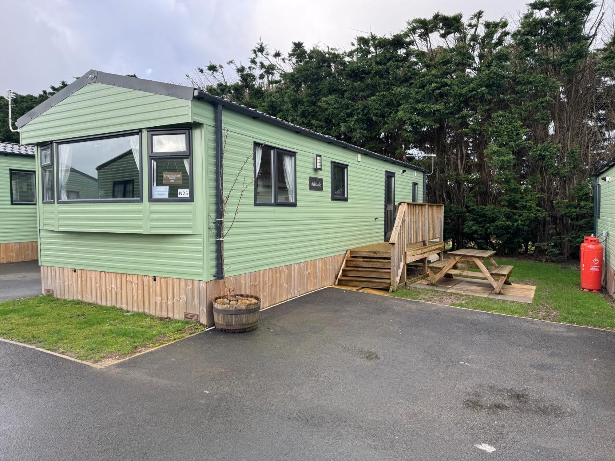 Appleblossom Lodge, Lido Leisure Park, Knaresborough Bagian luar foto